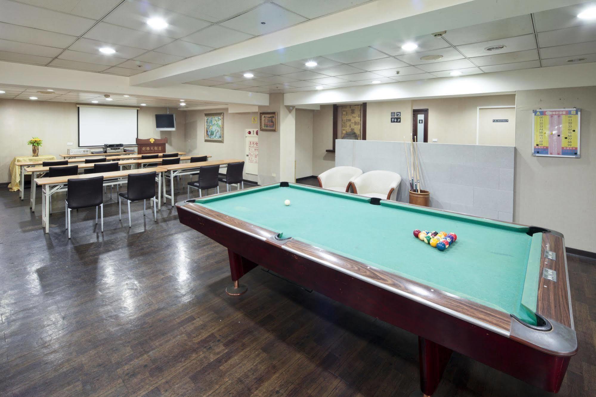 Lincoln Hotel Ταϊνάν Εξωτερικό φωτογραφία