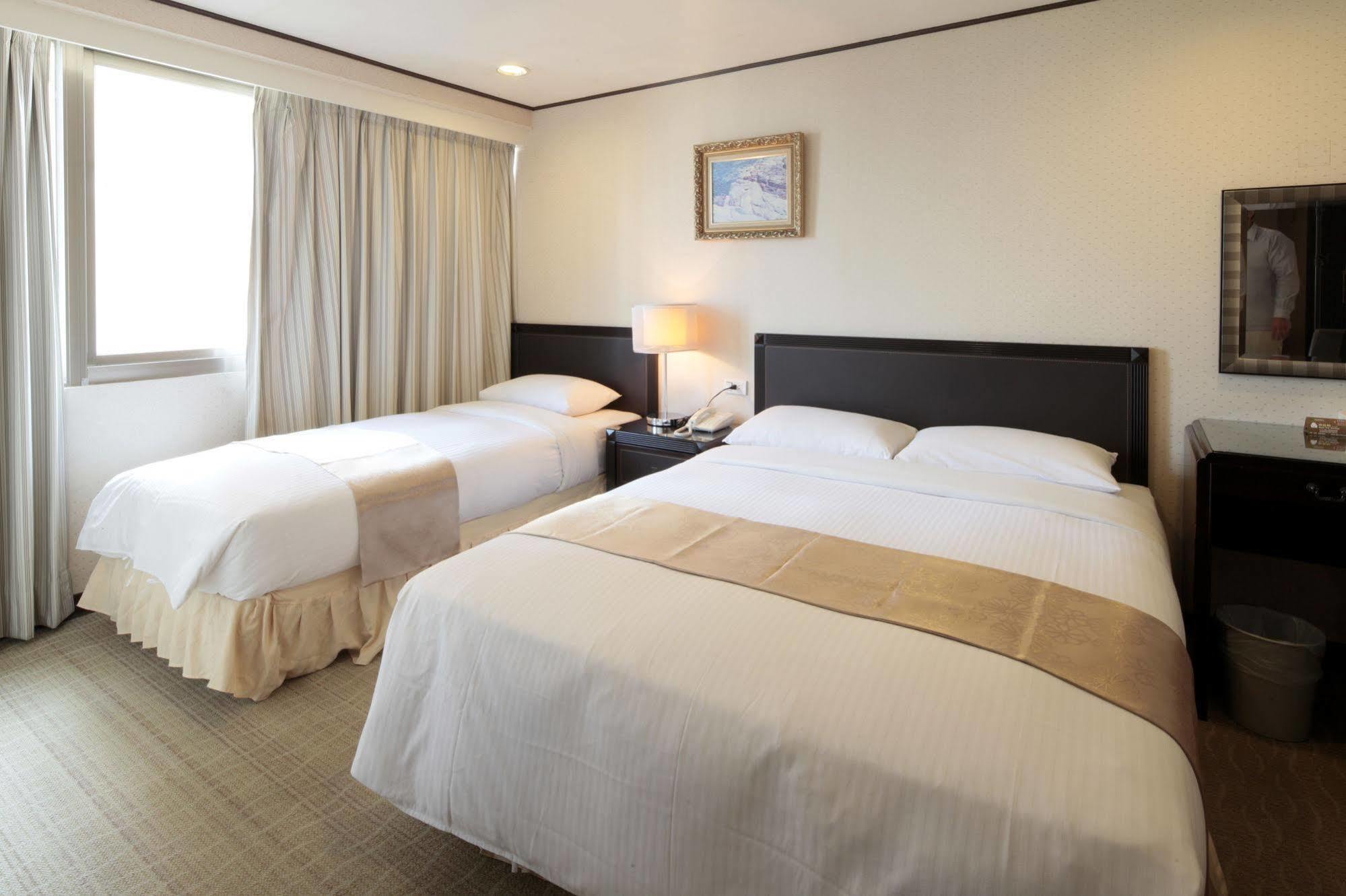 Lincoln Hotel Ταϊνάν Εξωτερικό φωτογραφία